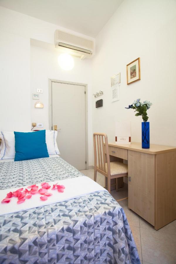 Hotel Cola Frontemare Bellaria-Igea Marina Eksteriør bilde