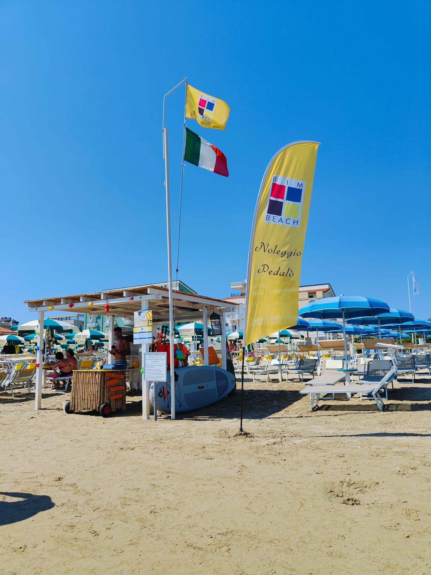 Hotel Cola Frontemare Bellaria-Igea Marina Eksteriør bilde