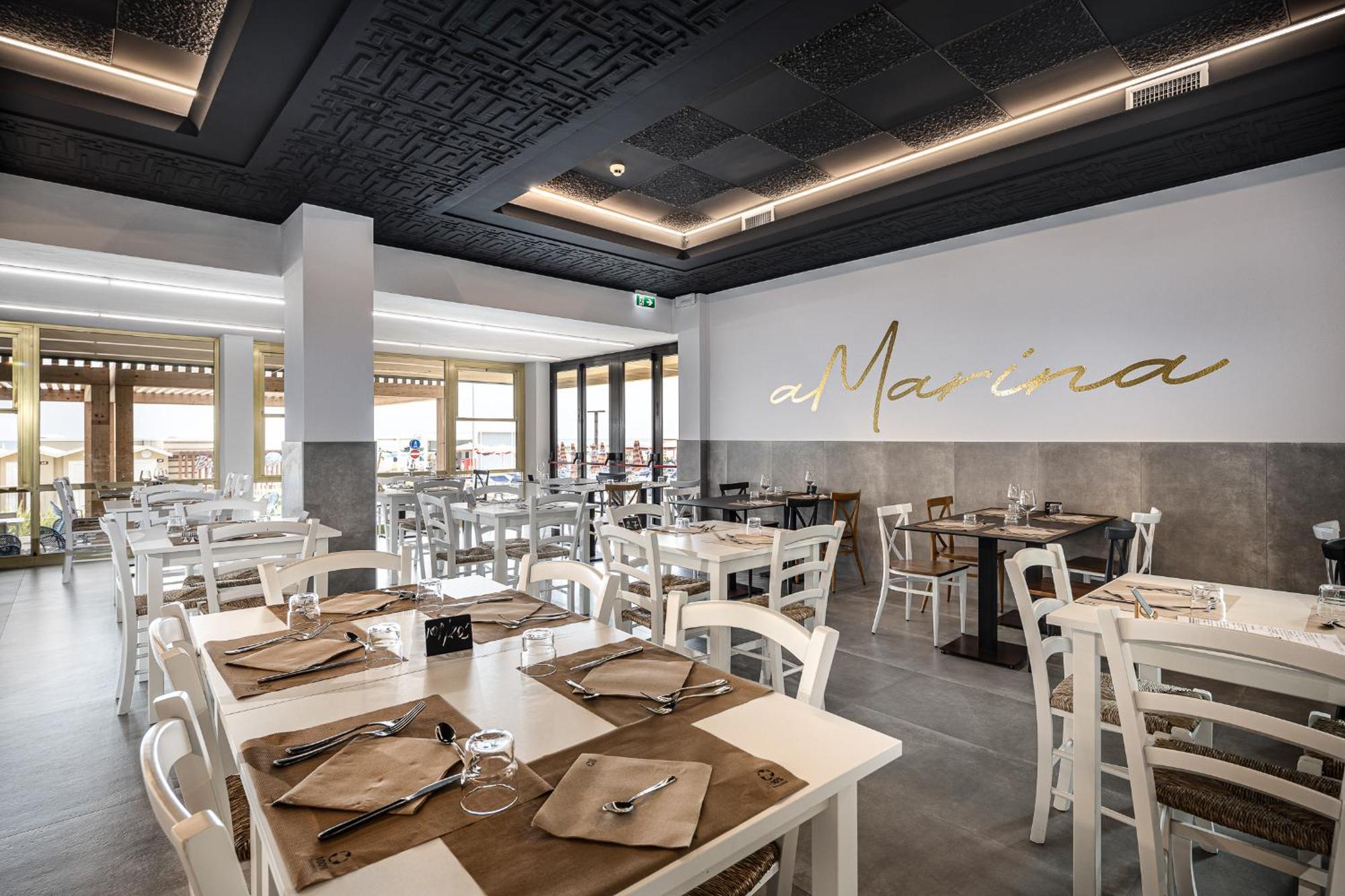 Hotel Cola Frontemare Bellaria-Igea Marina Eksteriør bilde